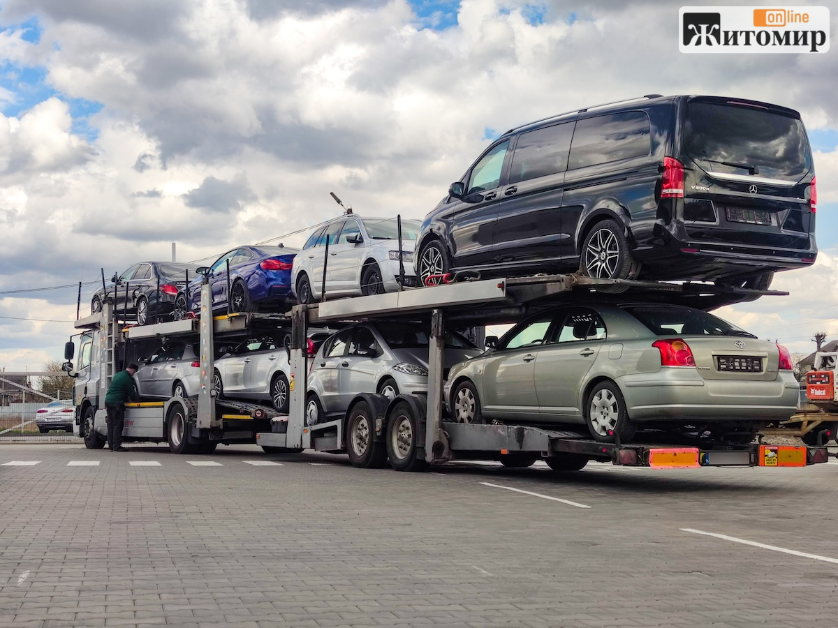 Ввезли вживане авто з-за кордону: без цієї перевірки його не зареєструють в Україні