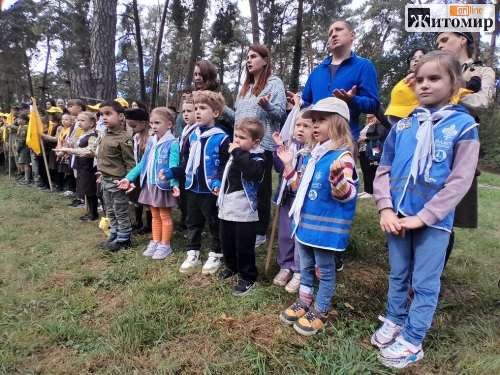 Дітей хочуть брати більше, але бракує дорослих: що стримує розвиток «Пласту» в Житомирі - фото №1