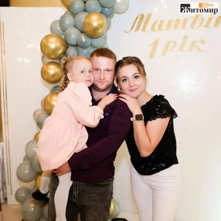 Задихалася в очікуванні апарату для діалізу: вдівець з Довбиша бореться за правду після смерті дружини - Інформація, Топ-новини. Джерело: Zhitomir-OnLine Задихалася в очікуванні апарату для діалізу: вдівець з Довбиша бореться за правду після смерті дружини - фото №3