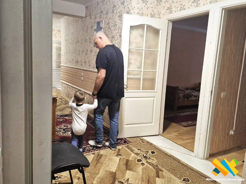 Тринадцятеро дітей за чотири роки: історія патронатної родини, яка оселилася в Житомирі