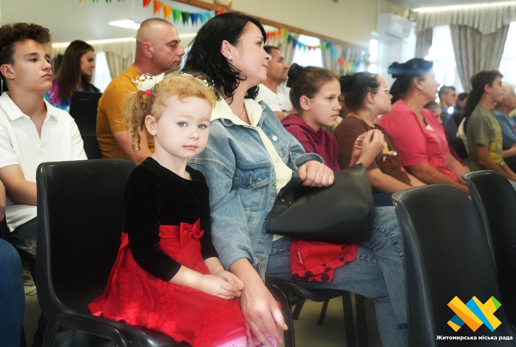 У Житомирі привітали родини до Дня усиновлення