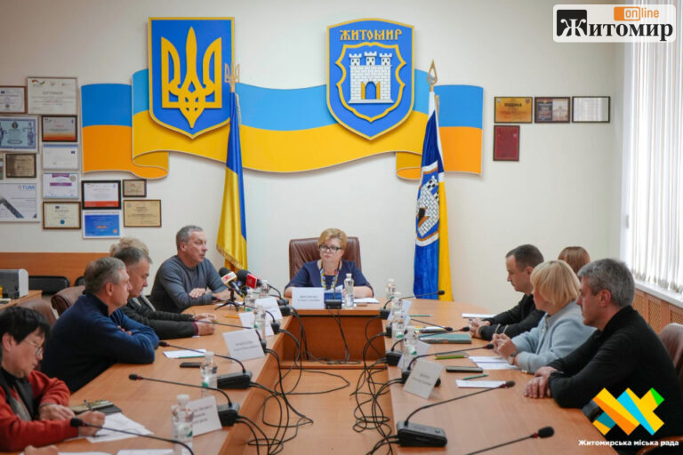 Спочатку школи, садочки та лікарні: у Житомирі розпочинають подачу тепла