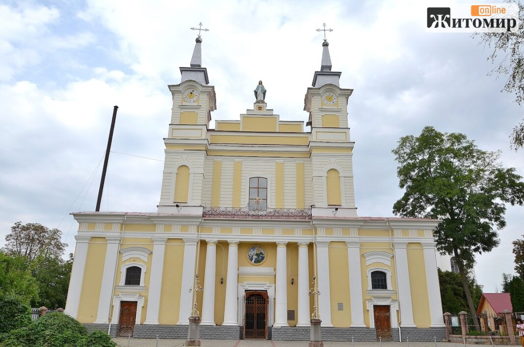 Кафедральний_костел_Святої_Софії_1 Кафедральний костел Святої Софії у Житомирі