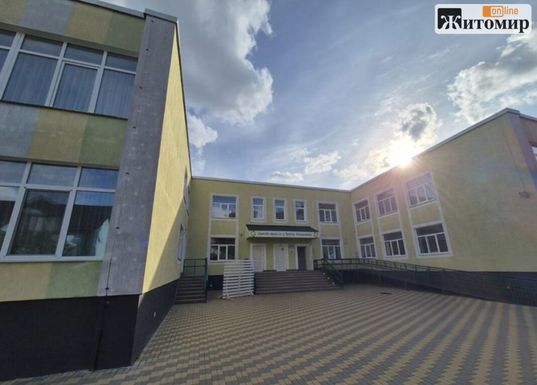 Три зали у ліцеях і дитсадку Житомира виставили на оренду: ціни починаються від 15 гривень за годину