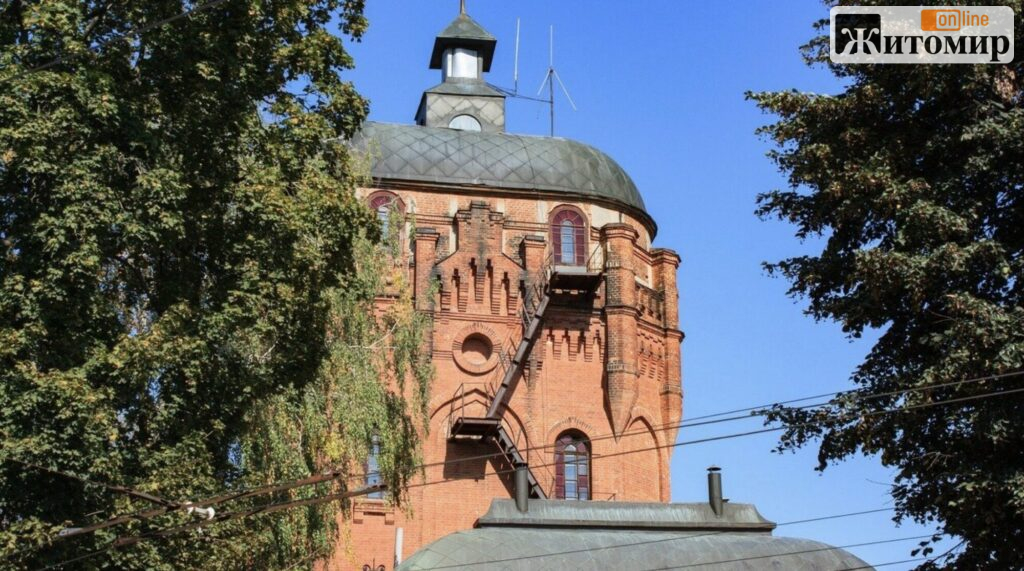 Житомиряни платили водовозам за воду з Тетерева: як у місті звели 31-метрову вежу - Корисна інформація Житомира та Житомирщини. Джерело: Zhitomir-OnLine Житомиряни платили водовозам за воду з Тетерева: як у місті звели 31-метрову вежу