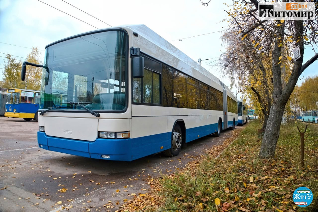 До Житомира прибули всі 10 двосекційних тролейбусів Hess зі Швейцарії - Корисна інформація Житомира та Житомирщини. Джерело: Zhitomir-OnLine До Житомира прибули всі 10 двосекційних тролейбусів Hess зі Швейцарії