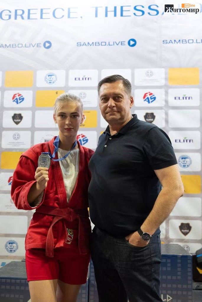 Житомирські самбістки вибороли срібло та бронзу на чемпіонаті світу - Корисна інформація Житомира та Житомирщини. Джерело: Zhitomir-OnLine Житомирські самбістки вибороли срібло та бронзу на чемпіонаті світу