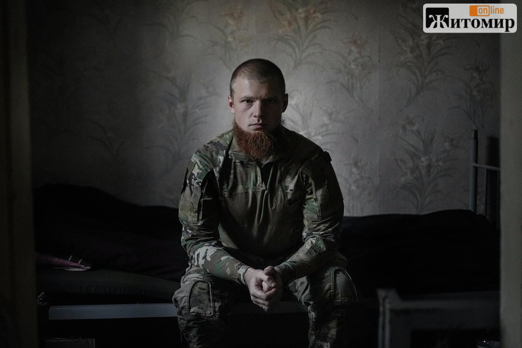 Історія житомирянина Владислава Стоцького, який пройшов пекло оточення, вижив завдяки диву та знайшов Бога на фронті - Корисна інформація Житомира та Житомирщини. Джерело: Zhitomir-OnLine Історія житомирянина Владислава Стоцького, який пройшов пекло оточення, вижив завдяки диву та знайшов Бога на фронті