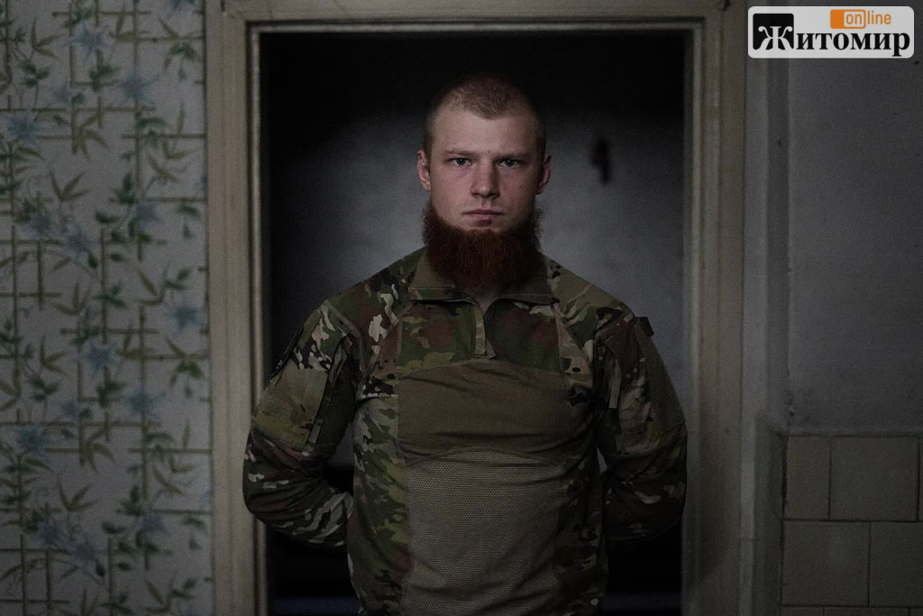 Історія житомирянина Владислава Стоцького, який пройшов пекло оточення, вижив завдяки диву та знайшов Бога на фронті - Корисна інформація Житомира та Житомирщини. Джерело: Zhitomir-OnLine Історія житомирянина Владислава Стоцького, який пройшов пекло оточення, вижив завдяки диву та знайшов Бога на фронті
